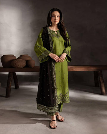 Ezzah 3PC EMBROIDERED LAWN